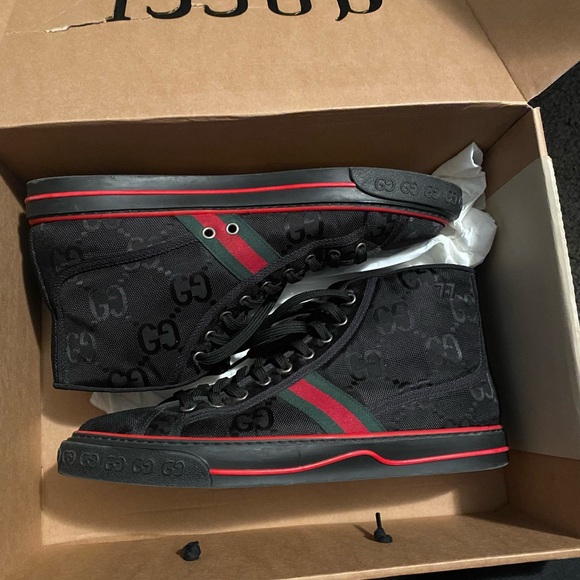 100% AUTHENTIC Gucci Shoes.  Size 12 or 46.5 - Picture 1 of 1